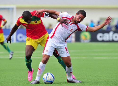 Adem Rejaïbi disputant le premier match de la Tunisie en CHAN 2016 face à la Guinée. (Photo CAFOnline.com)