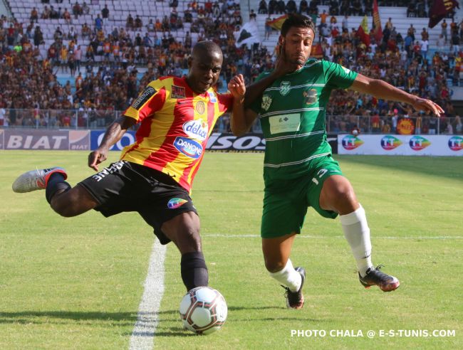 Bernard Bulbwa in action against Stade Gabésien in a day one match of Tunisia's Ligue 1. (CHALA Photo)