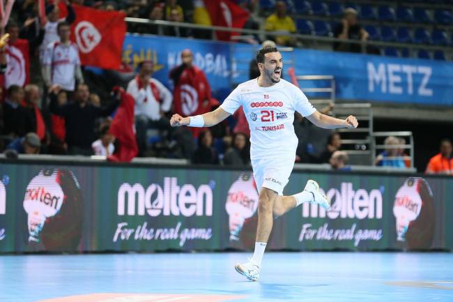 Tunisia defeated by Macedonia despite best efforts of Oussama Boughanmi. (IHF Photo)