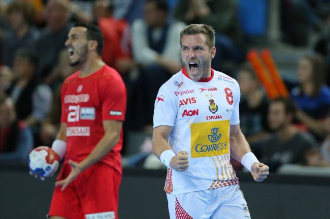 Tunisia lose again, to Spain this time (26 - 21). (IHF Photo)