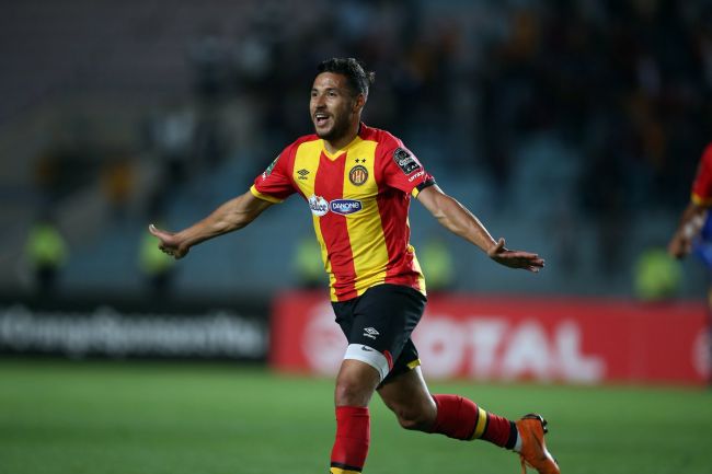 Youcef Belaïli blessé face à KCCA sera contraint au repos. (Photo CAFOnline.com)