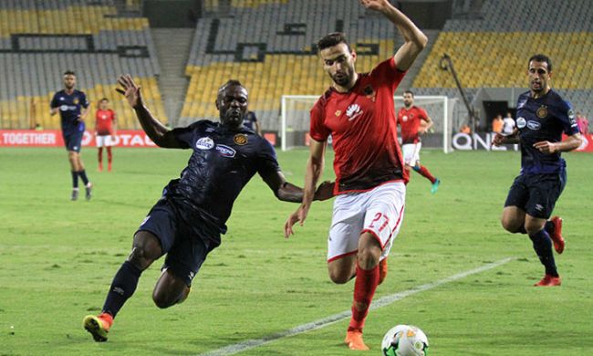 Al Ahly portera une tenue rouge et l'Espérance une tenue bleue. Photo | AFP