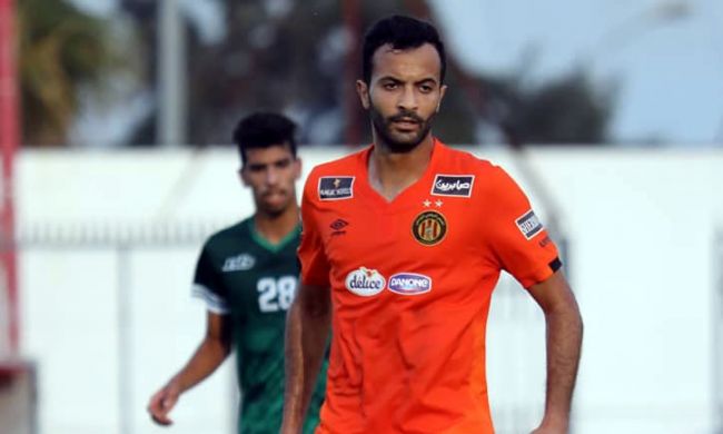 Taha Yassine Khenissi premier buteur sang et or face au CS Hammam-Lif en amical. (Photo est.org.tn)