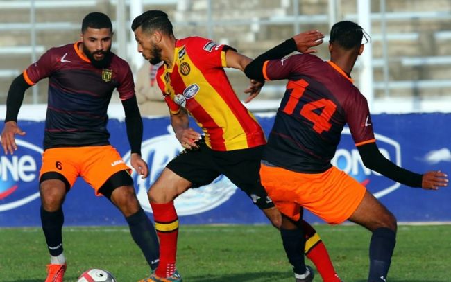 Anice Badri disputant le match aller face à l'US Ben Guerdane disputé au stade d'El Menzah le 24 octobre 2019. (Photo est.org.tn)