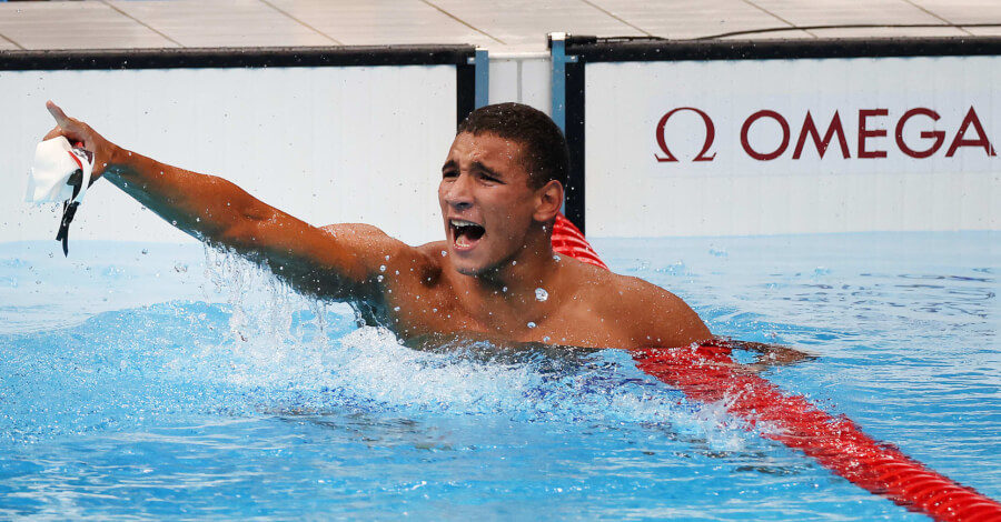 Tokyo, JAPON - 25 juillet 2021 : le Tunisien Ahmed Ayoub Hafnaoui remporte le 400 m nage libre messieurs des JO de Tokyo 2020. Photo de Tom Pennington/Getty Images