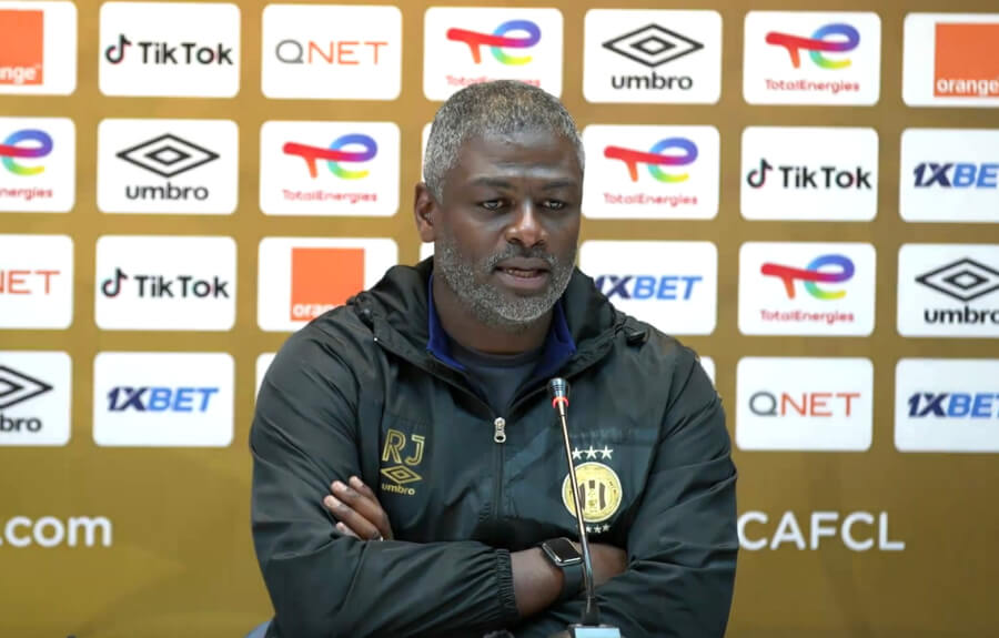 Le coach Radhi Jaïdi en  conférence de presse d'avant-match. (Photo est.org.tn)