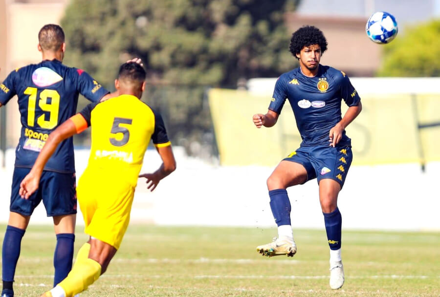 Ghaïth Wahabi et Moatez Zaddem alignés au milieu pour remplacer Chaâlali et Ben Romdhane lors du match face à l'ES Hammam-Sousse. (Photo est.org.tn)
