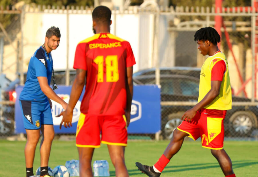 Les joueurs sang et or s'apprêtant à disputer un match amical de préparation au Parc B. (Photo Taraji+)