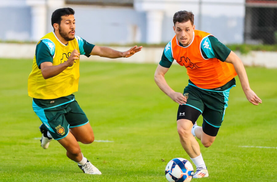 Houssem Tka et Ayman Ben Mohamed lors de l'entraînement au Parc B. (Photo est.org.tn)