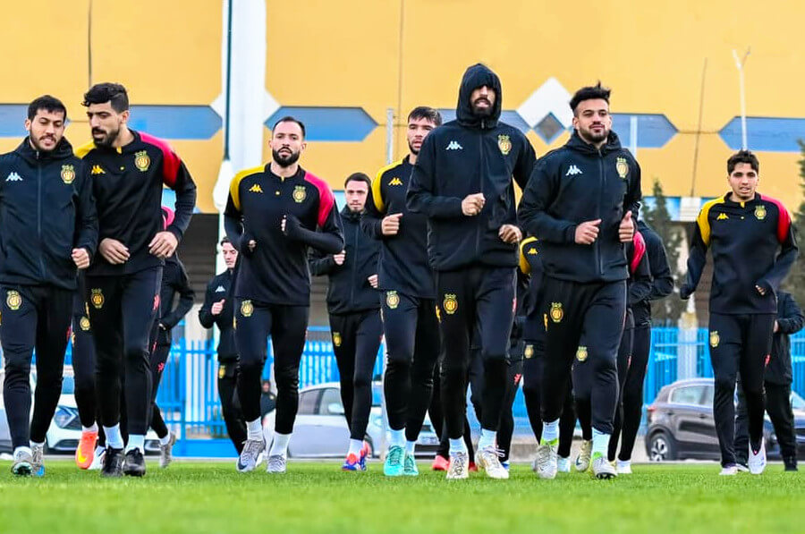 Les joueurs sang et or à l'entraînement à l’annexe du stade de Radès. (Photo est.org.tn)