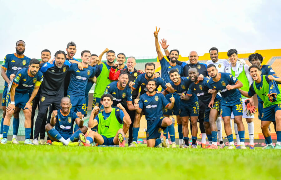 Les Sang et Or victorieux à Bamako fêtent la qualification pour les quarts de finale de la Ligue des champions de la CAF 2024/2025. Bravo ! (Photo est.org.tn)