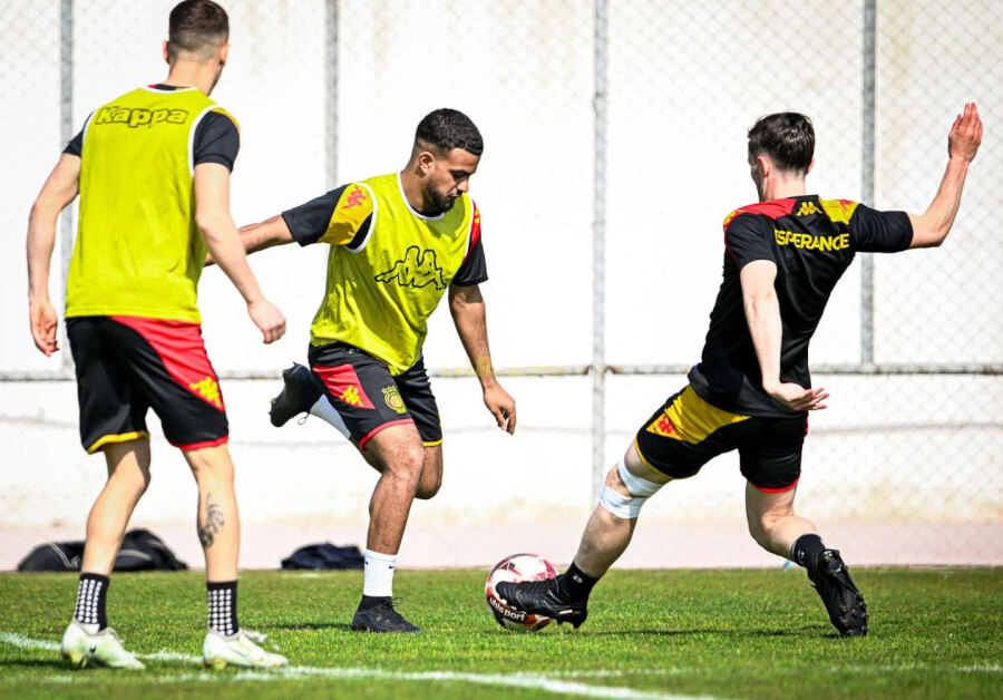 Les joueurs de l'Espérance de Tunis à l'entraînement au Parc B. (Photo Taraji+)