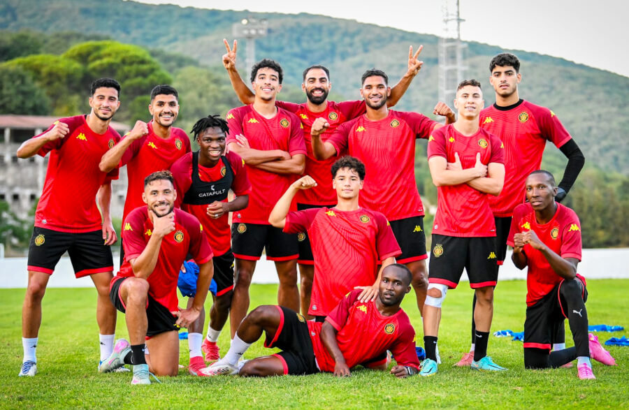 Les joueurs sang et or en stage à Ain Drahem. (Photo est.org.tn)