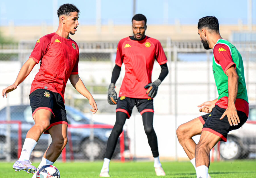 Les joueurs sang et or à l'entraînement au Parc B avant le choc de la 2e journée de la Ligue 1 face à l'US Monastir. (Photo est.org.tn)