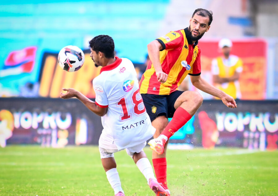 Mohamed-Amine Tougaï and Mohamed Dhaoui during the Classico against Etoile du Sahel, on October 5, 2025 at the Radès stadium. (Photo est.org.tn)