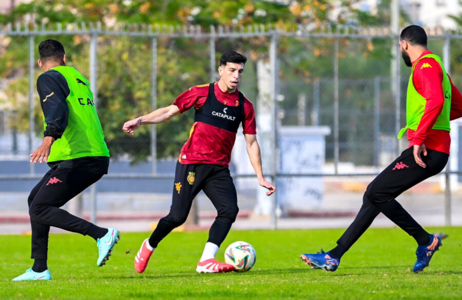 Les joueurs sang et or à l'entraînement au Parc B. (Photo est.org.tn)