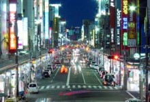 DEN DEN Nipponbashi, le quartier commercial animé d'Osaka.